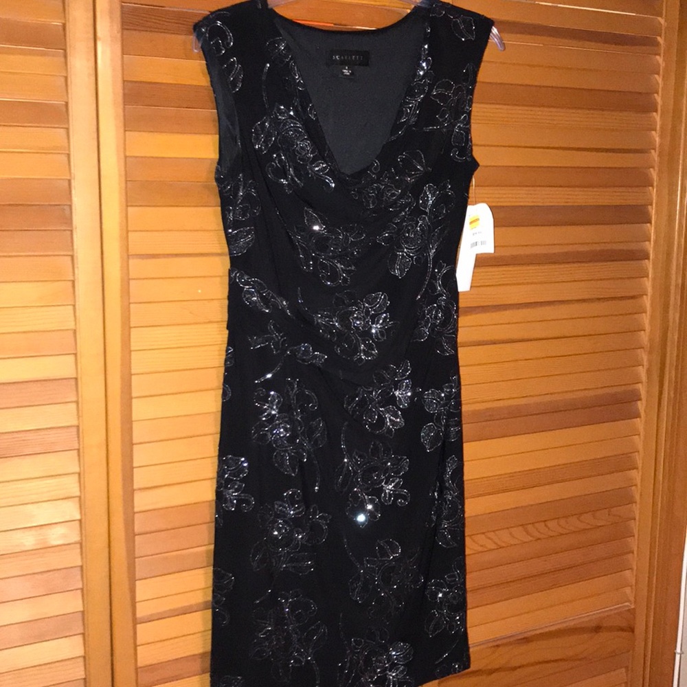 Elegant Rose Glitter Dress